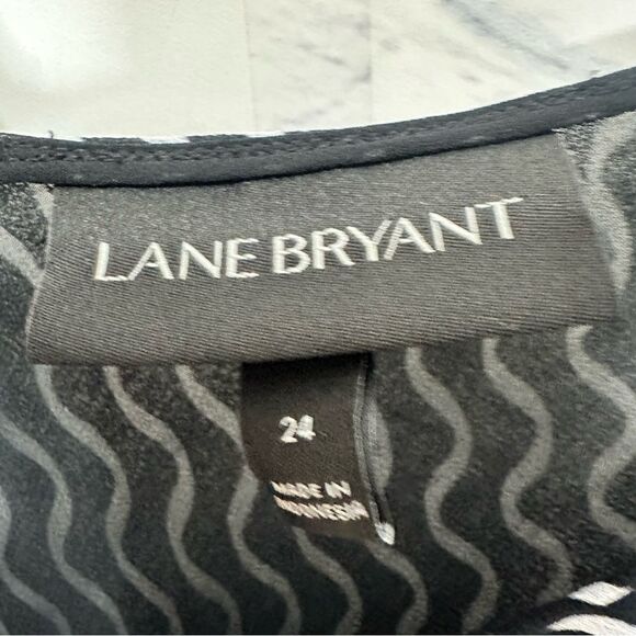 Lane Bryant size 24 top - Picture 6 of 6